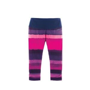 Brooks Greenlight SE Running Capri Leggings Medium